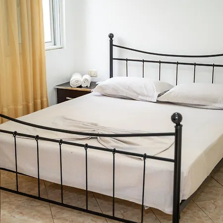 Apartment Kris Vacations In Sarande